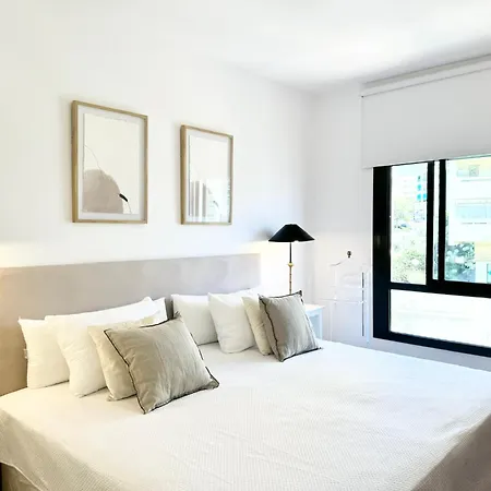 Apartment Ricardo Soriano 12 Center - Eaw Homes *